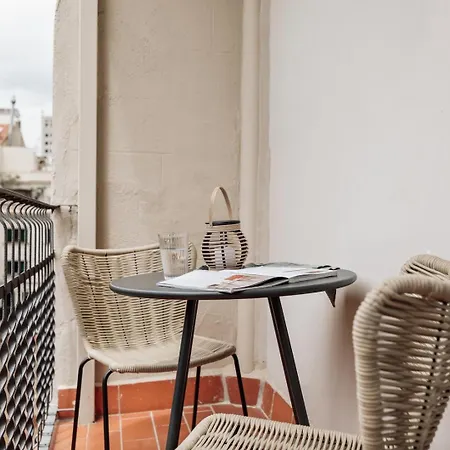 Caris - 2 Bedrooms And Balcony In Les Corts * Barcelona