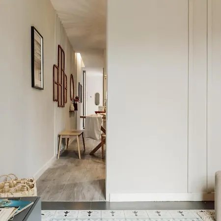 Caris - 2 Bedrooms And Balcony In Les Corts *