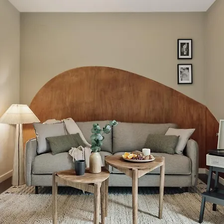 Caris - 2 Bedrooms And Balcony In Les Corts Appartement